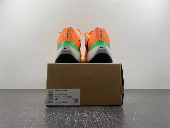 Nike Zoom Fly 5 Total Orange Ghost Green 