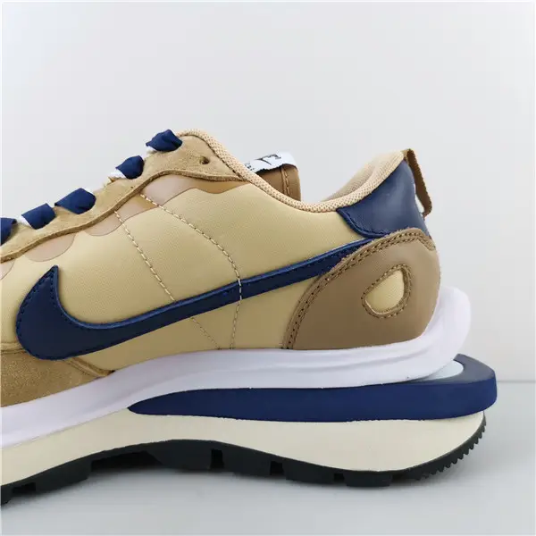 Nike Vaporwaffle sacai Sesame Blue Void 