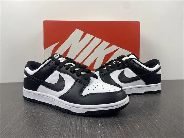 Nike Dunk Low Retro White Black Panda 