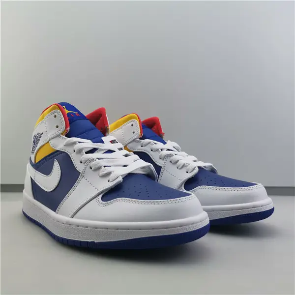 AIR JORDAN 1 MID 