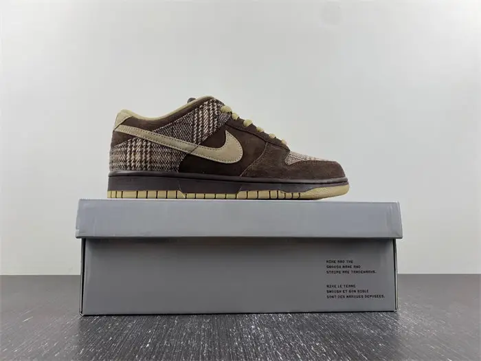 Nike SB Dunk Low Tweed 