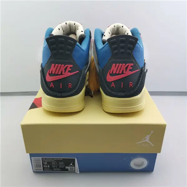 AIR JORDAN 4 RETRO UNION OFF NOIR 