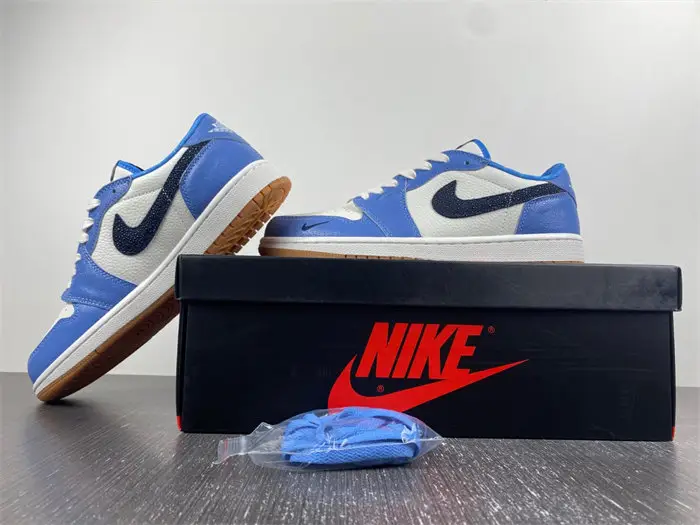 Air Jordan 1 Low 
