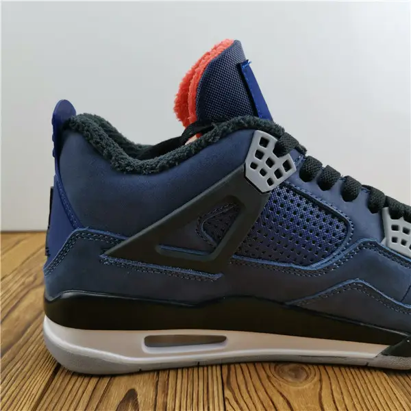 Jordan 4 Retro Winter 