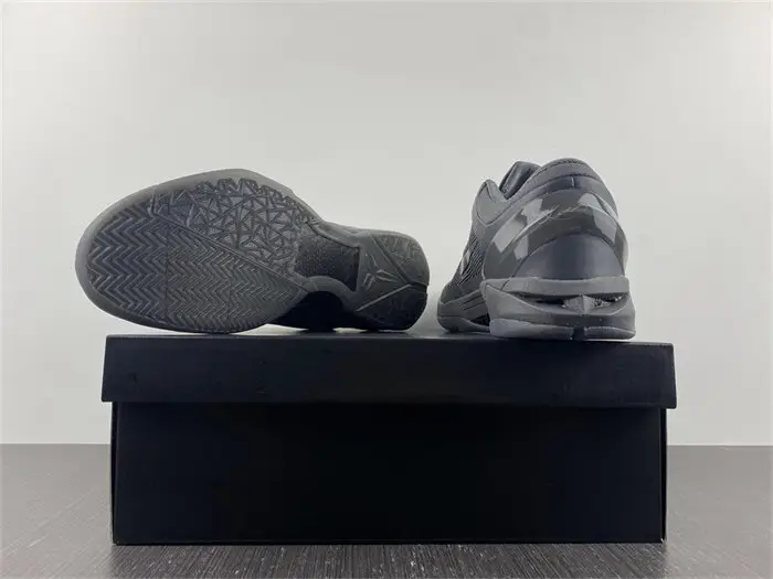 Nike Kobe 7 Black Mamba Collection Fade to Black 