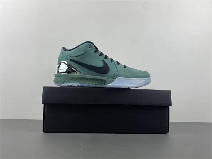 Nike Kobe 4 Protro 