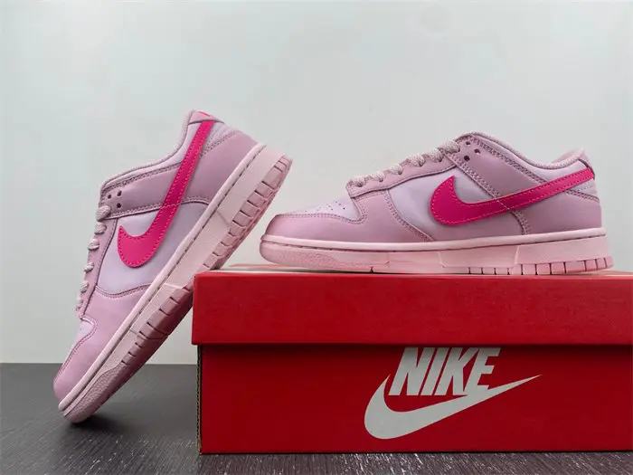 Nike Dunk Low GS Triple Pin 