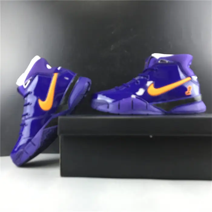 Nike Kobe 1 Protro Devin Booker PE AR4595 