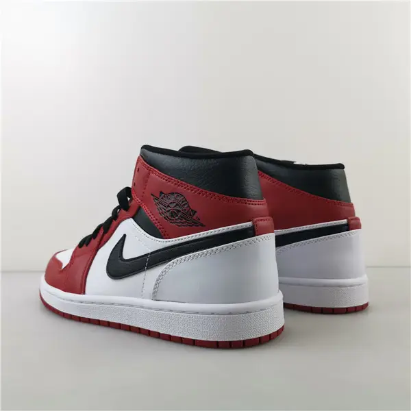 Jordan 1 Mid Chicago (2020) 