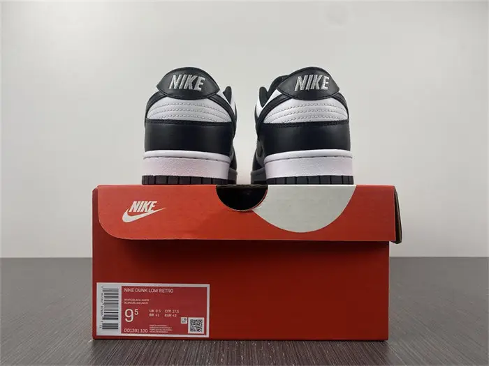 Nike Dunk Low Retro White Black Panda 