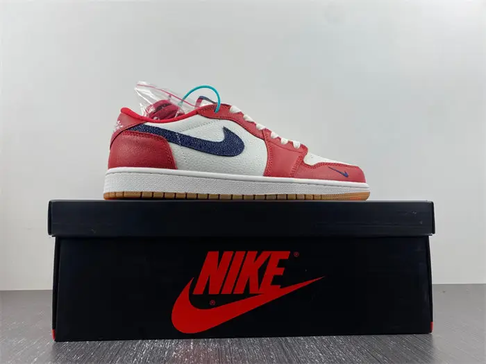 AIR JORDAN 1 LOW 