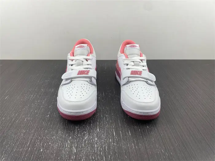 （NIKE）Jordan Legacy 312 