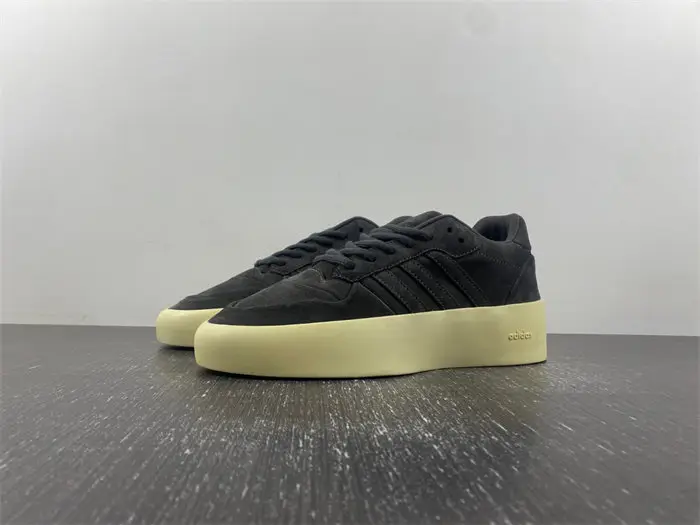 FOG x Adidas forum 86 LO 