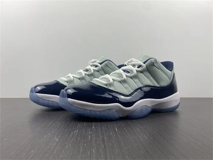 Jordan 11 Retro Low Georgetown 
