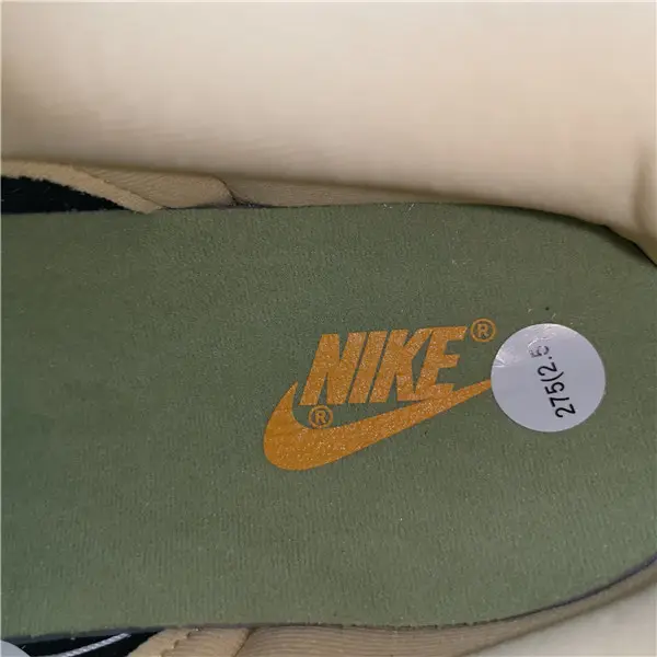 Nike Dunk Low Rooted in Peace 