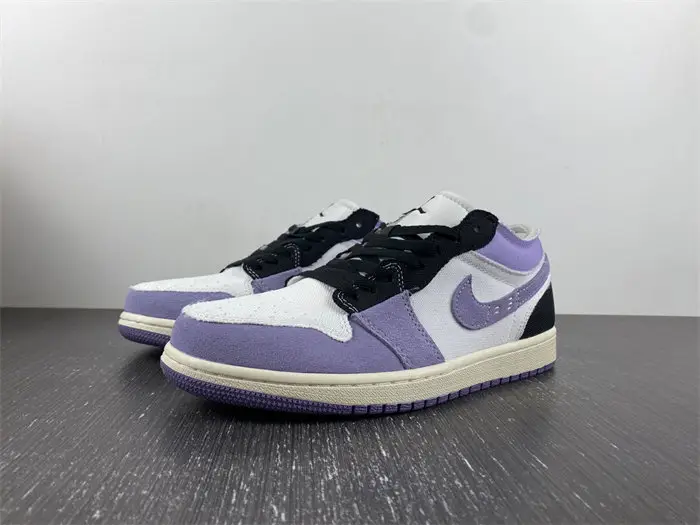 Air Jordan 1 Low 