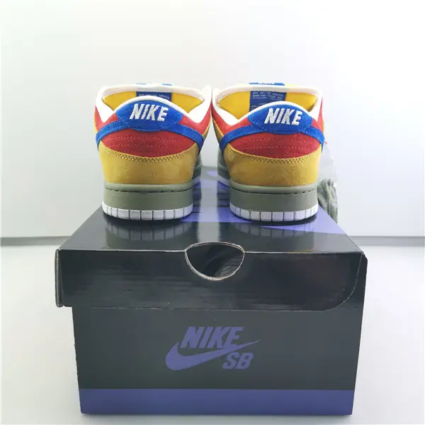 NIKE DUNK LOW PREMIUM SB 'PUFF N STUFF' 