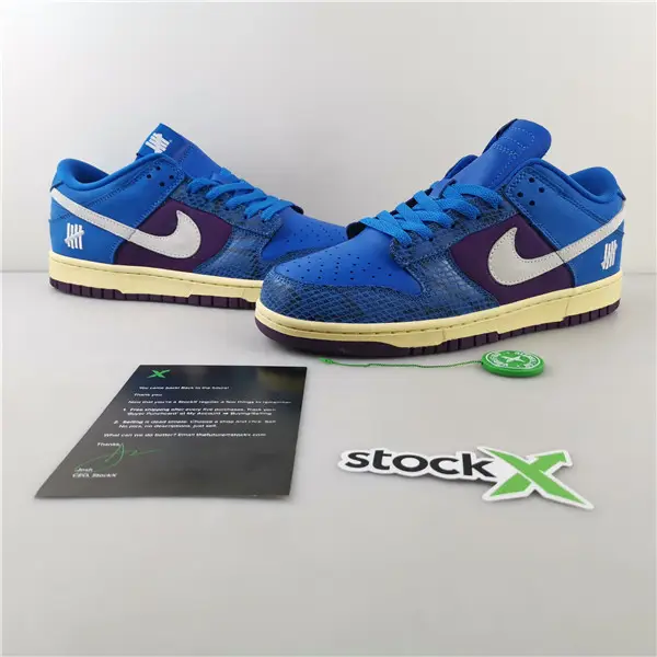 Nike Dunk Low Undefeated 5 On It Dunk vs. AF1 