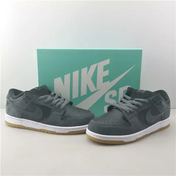Nike SB Dunk Low Dark Grey Black Gum 