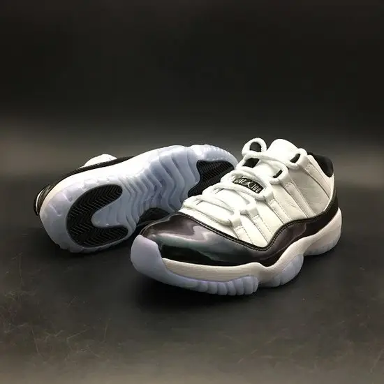 AIR JORDAN 11 RETRO LOW 'CONCORD' 