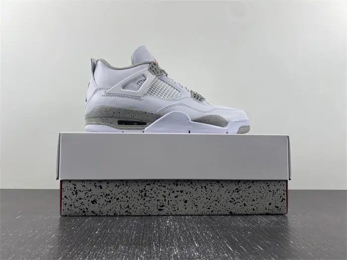 Jordan 4 Retro White Oreo 