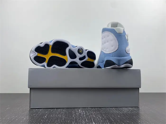 Air Jordan 13 