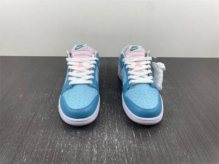 Nike Dunk Low GS 
