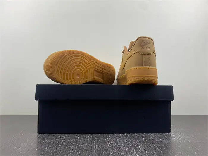 Nike Air Force 1 Low Flax 