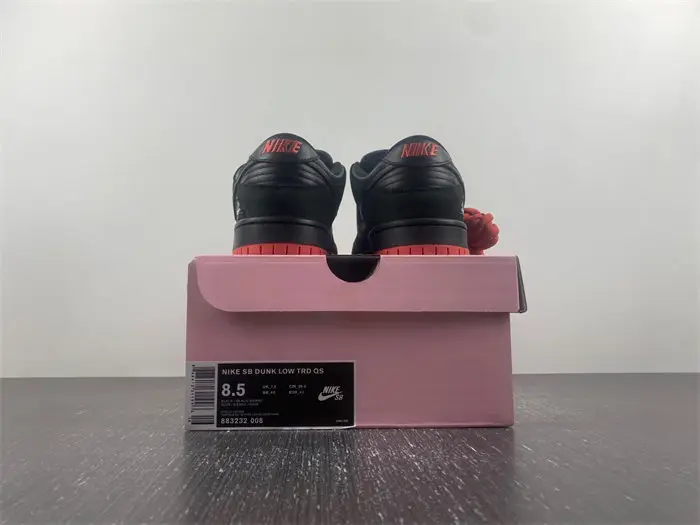 Nike Dunk SB Low TRD QS Pigeon 