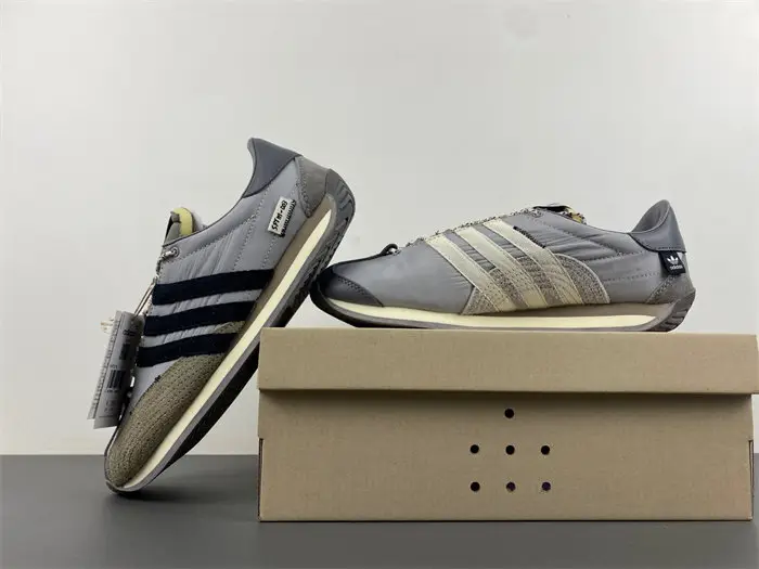 ADIDASX SONG FOR THE MUTE COUNTRY OG 