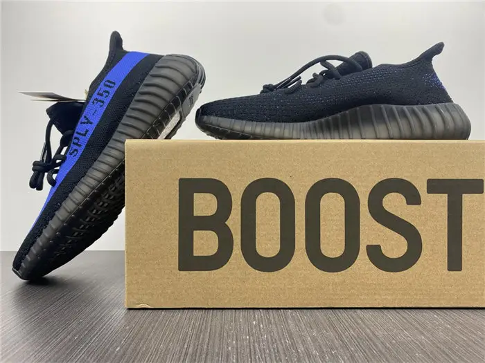 Yeezy 350 Boost V2 