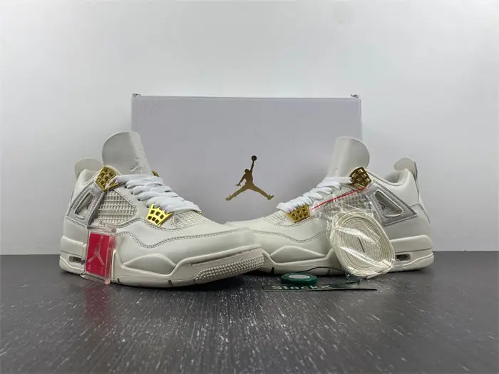 Air Jordan 4 