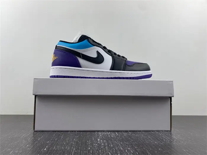 Air Jordan 1 Low 