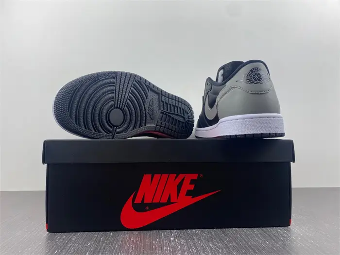 Jordan 1 Retro Low Shadow 