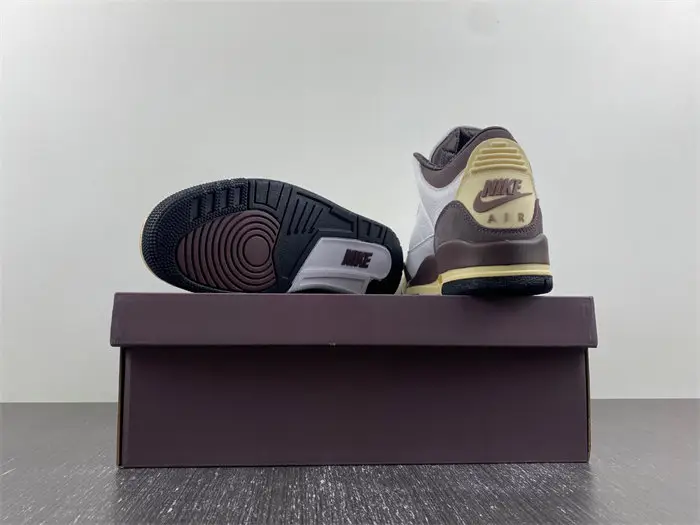Jordan 3 Retro SP A Ma Maniére 