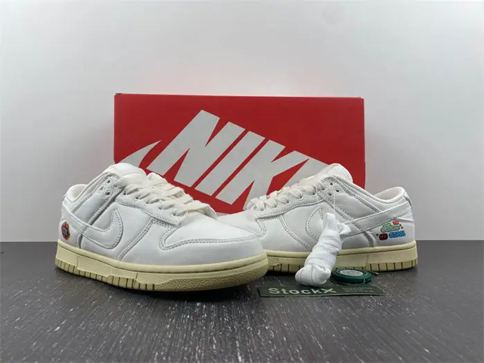 Nike Dunk Low SE The Future Is Equal 
