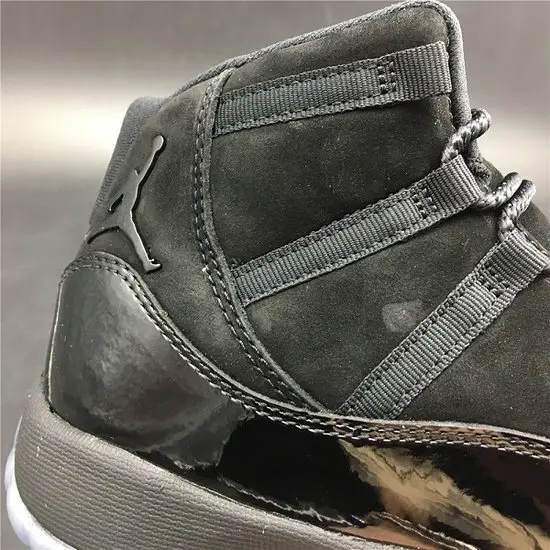 AIR JORDAN 11 RETRO 'CAP AND GOWN' 