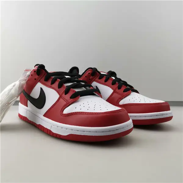 NIKE DUNK LOW CHICAGO 