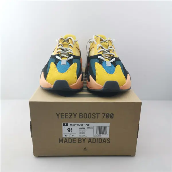 ADIDAS YEEZY BOOST 700 