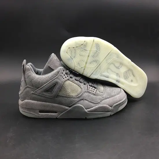 AIR JORDAN 4 RETRO 