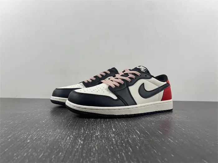 PSG x Air Jordan 1 Low OG 