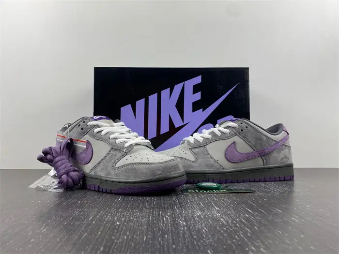 Dunk SB Low Purple Pigeon 