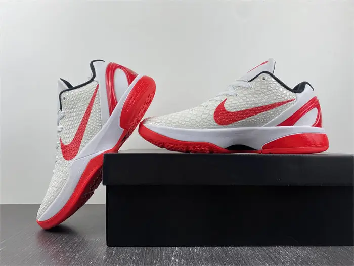 NIKE Zoom Kobe 6 