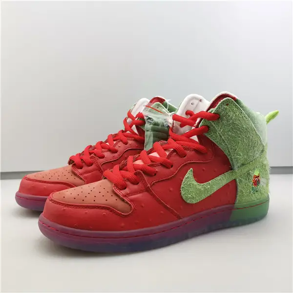 NIKE SB DUNK 