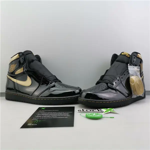 AIR JORDAN 1 RETRO HIGH OG 