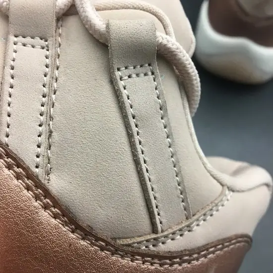 AIR JORDAN 11 LOW 'ROSE GOLD' 