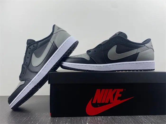 Jordan 1 Retro Low Shadow 