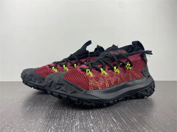 ACG Mountain Fly Low 