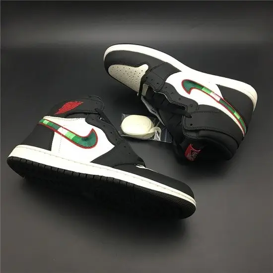AIR JORDAN 1 RETRO HIGH 
