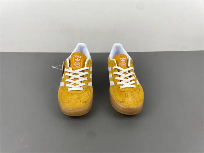 adidas Gazelle Indoor Orange Peel White 